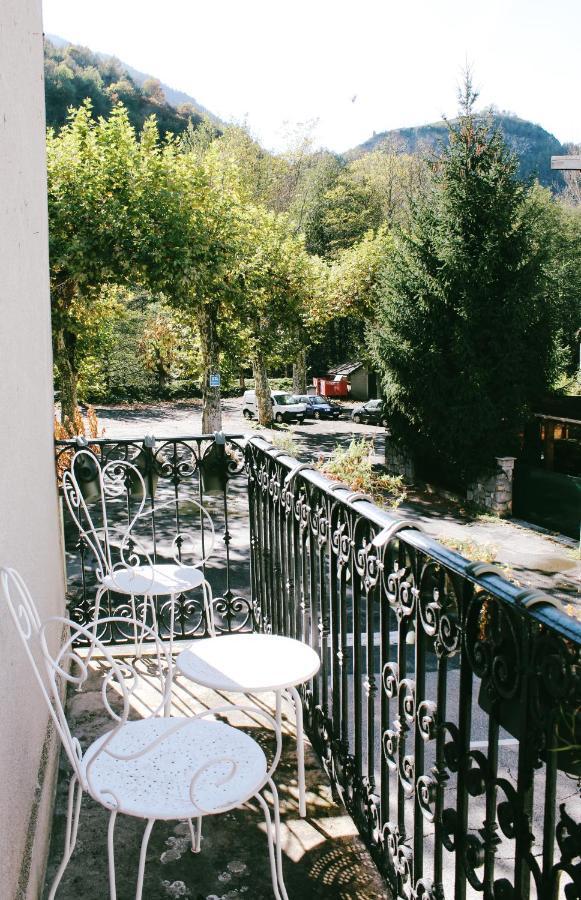 Eau Berges Hostel Val-de-Sos Kültér fotó
