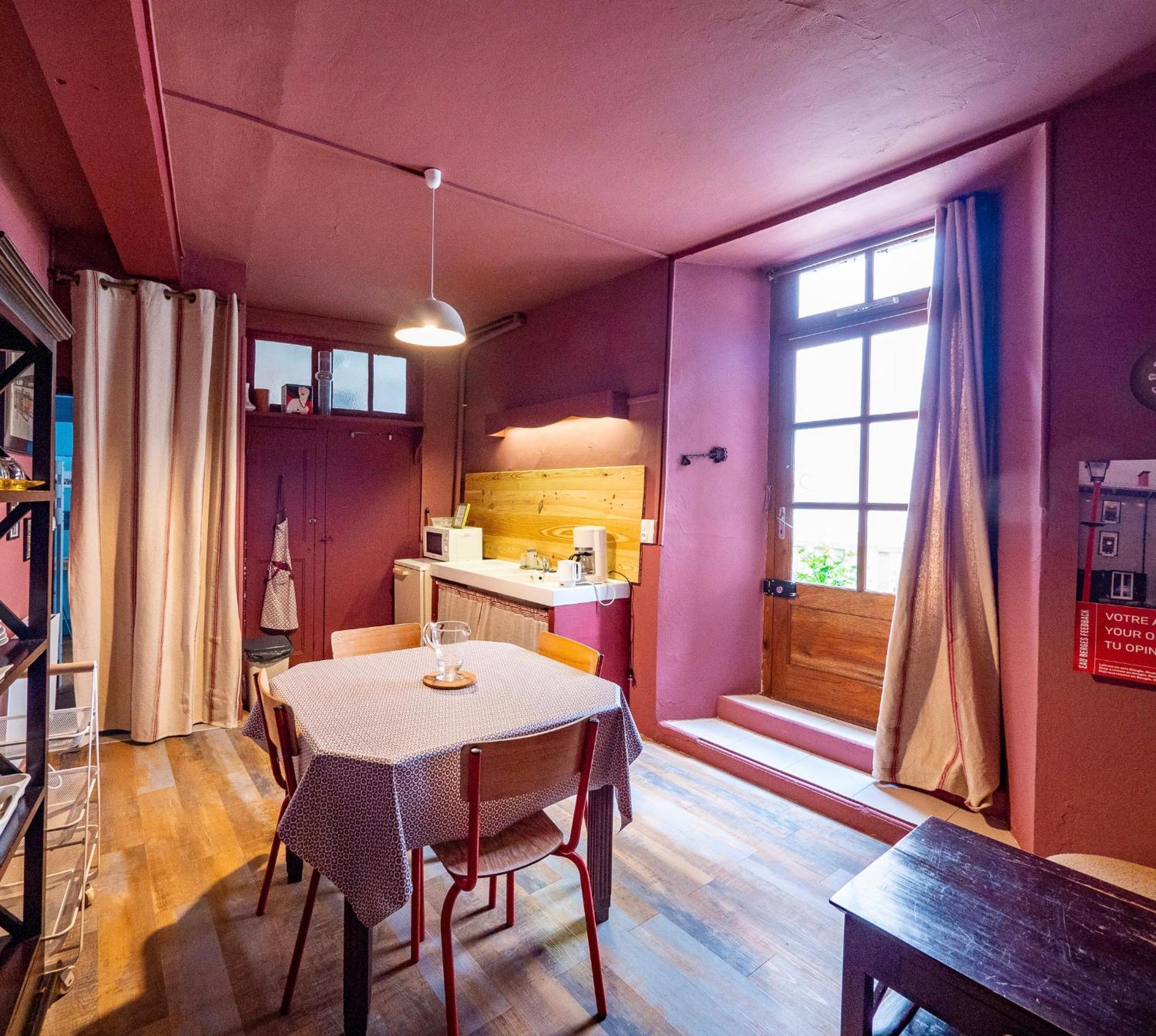 Eau Berges Hostel Val-de-Sos Kültér fotó
