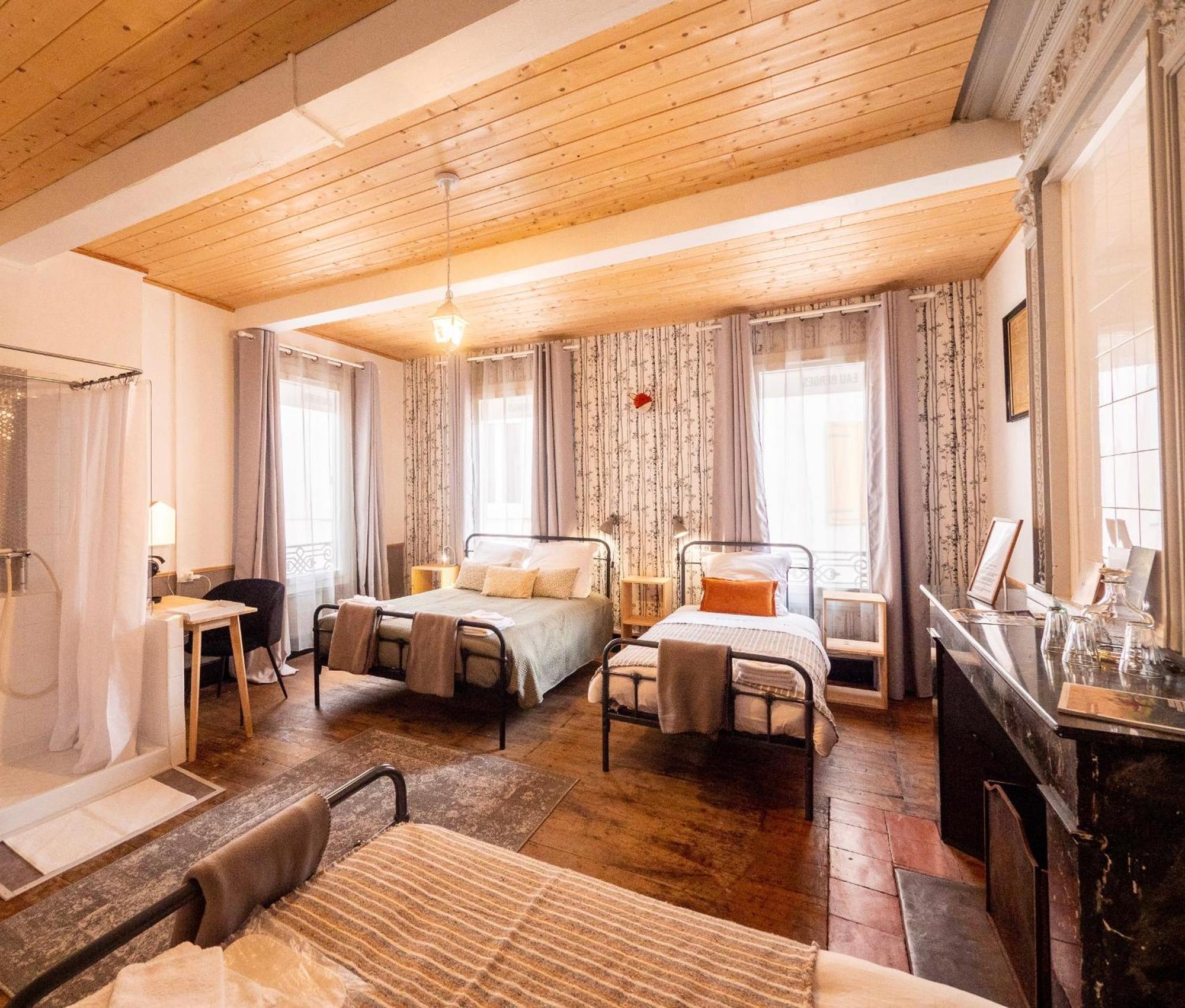 Eau Berges Hostel Val-de-Sos Kültér fotó